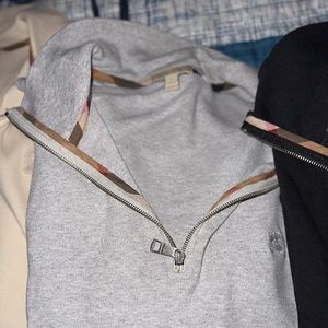 Burberry Men’s 1/4 Zip Grey